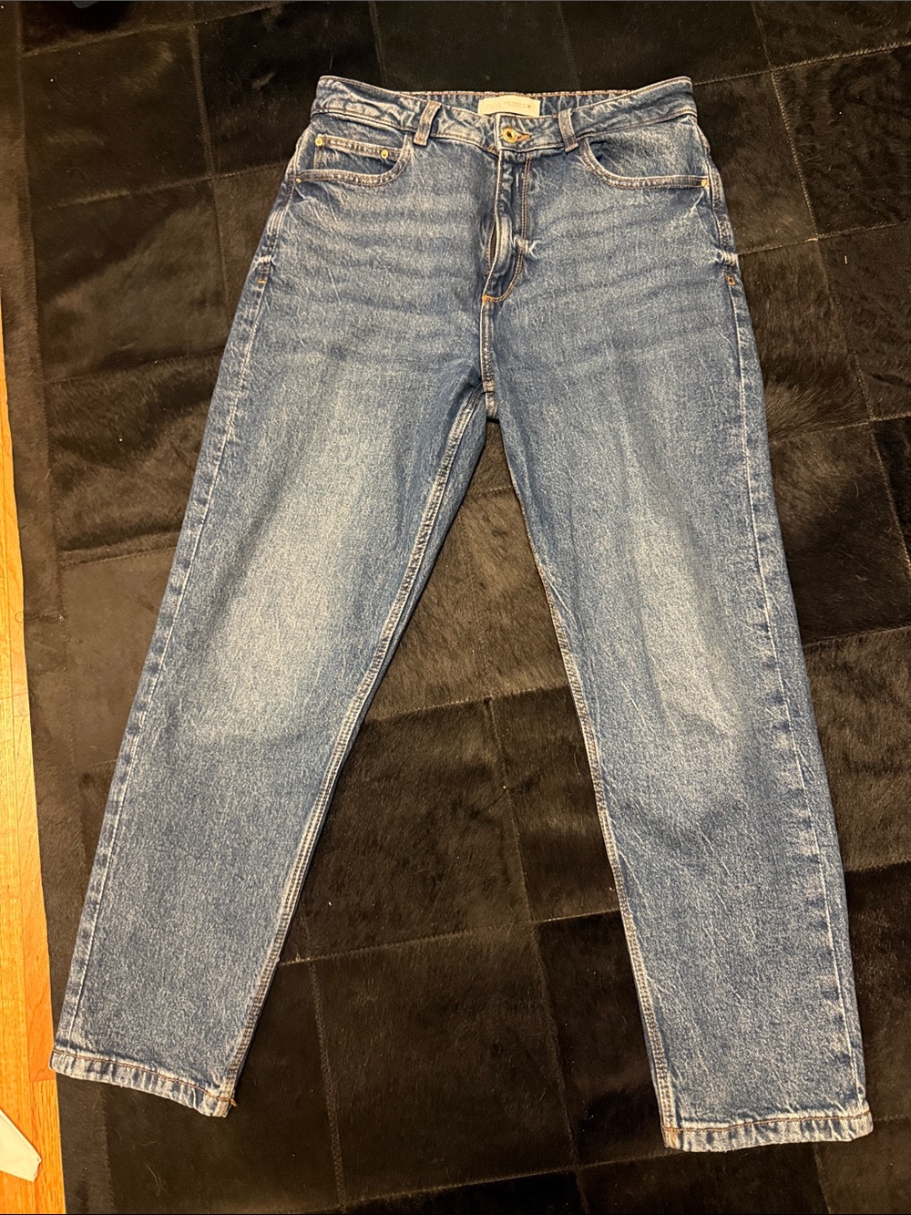 Zara High-Rise straight leg ankle